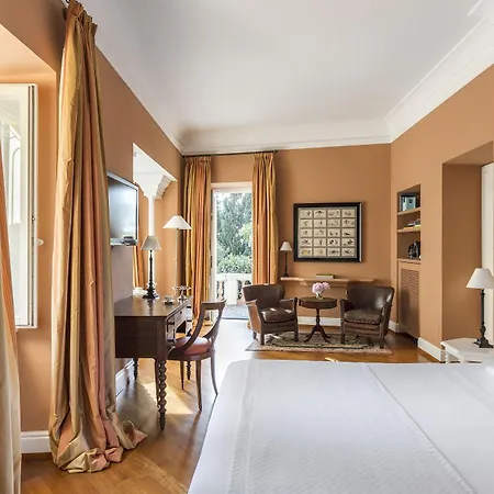 Hotel Della Pergola Relais Et Chateaux 3*