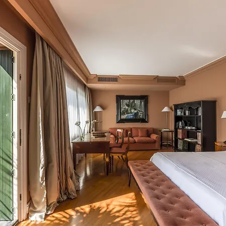 Della Pergola Relais Et Chateaux Hotel