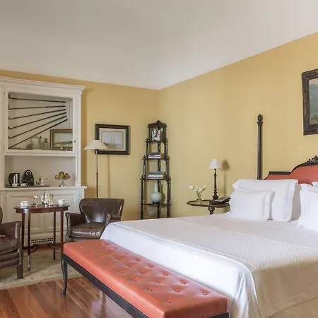 Della Pergola Relais Et Chateaux Αλάσιο