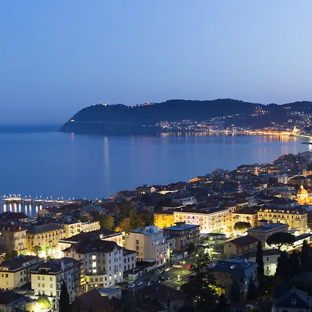 Della Pergola Relais Et Chateaux 5* Αλάσιο