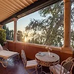 Della Pergola Relais Et Chateaux Hotel