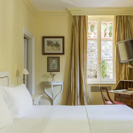 Hotell Della Pergola Relais Et Chateaux 5*