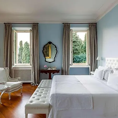ホテル Della Pergola Relais Et Chateaux