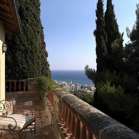 Della Pergola Relais Et Chateaux Hotel