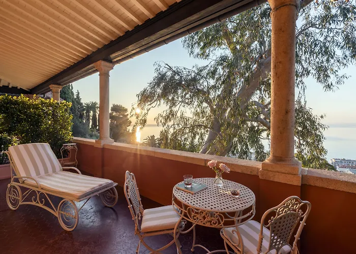 Della Pergola Relais Et Chateaux מלון