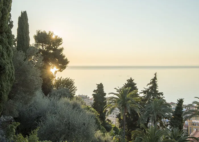 מלון Della Pergola Relais Et Chateaux